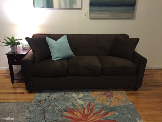 Foto del edificio - 2 br, 1 bath  - 1151 W 7th St
