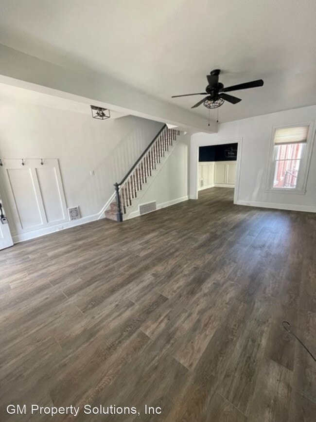 Building Photo - 3 br, 1.5 bath House - 133 E New Street