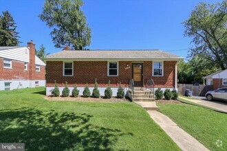 Building Photo - 4703 Coachway Dr