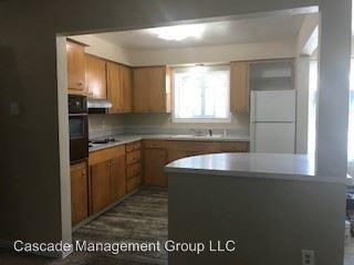 Primary Photo - 5000-108 Deer Park Dr SE