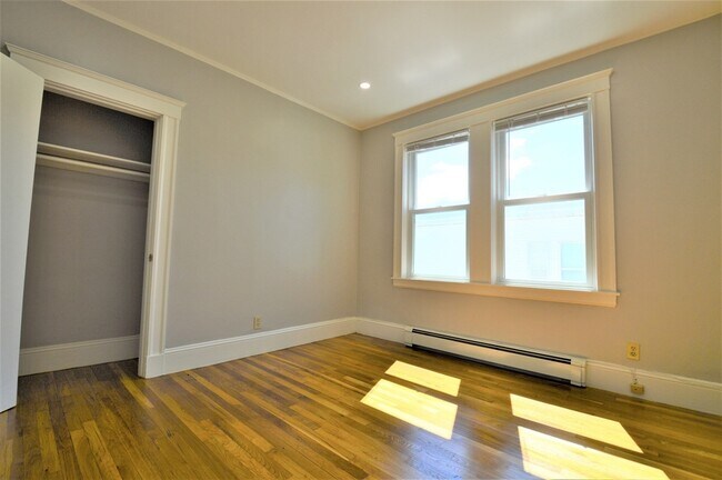 Foto del edificio - 27 Ransom Rd