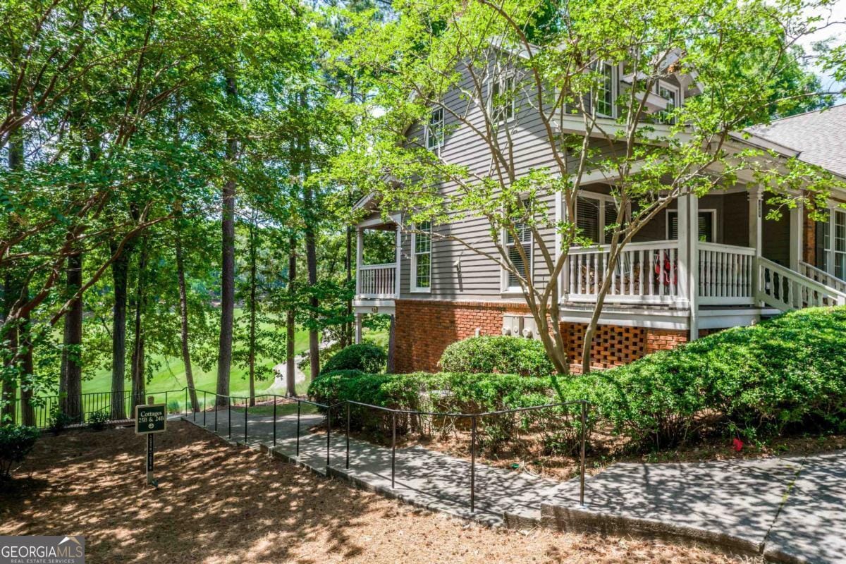 Foto principal - 1043B Clubhouse Ln
