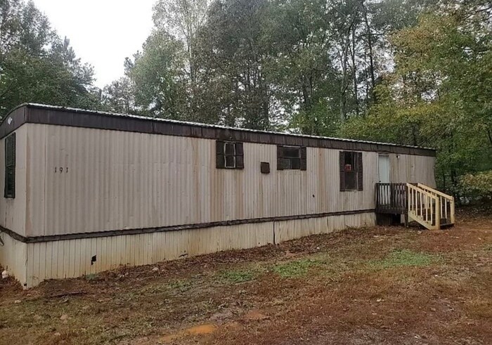 Primary Photo - 2 Bedroom Mobile Home in Inman