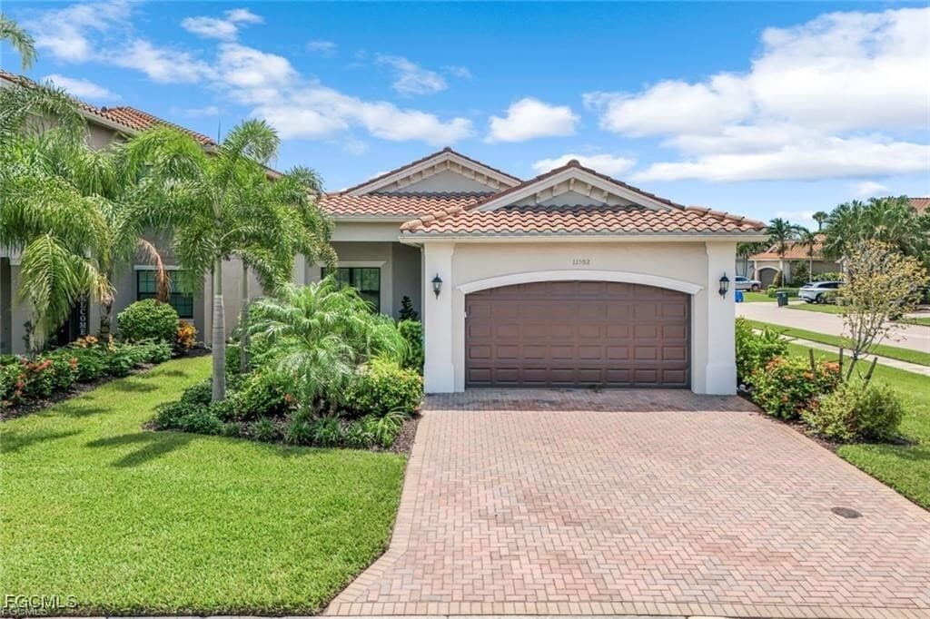 Primary Photo - 11502 Meadowrun Cir