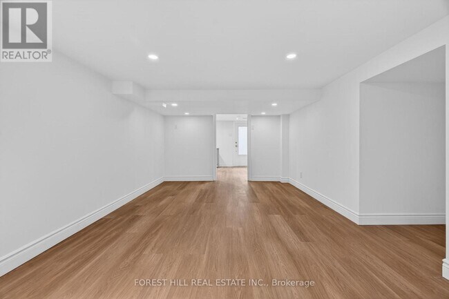 Building Photo - 7 Ellsworth Ave