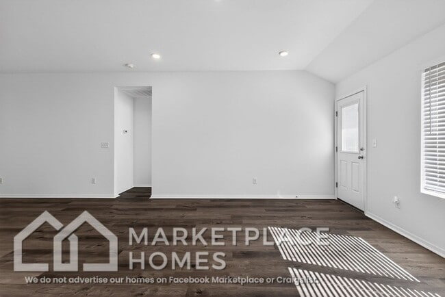 Building Photo - 8736 Preston Wood Dr