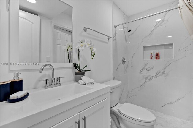 Foto del edificio - 1841 SW 29th Ave