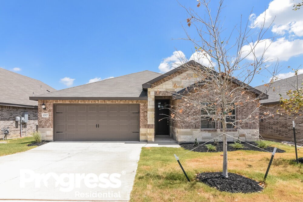 12927 Louberg Vly, San Antonio, TX 78253 House Rental in San Antonio