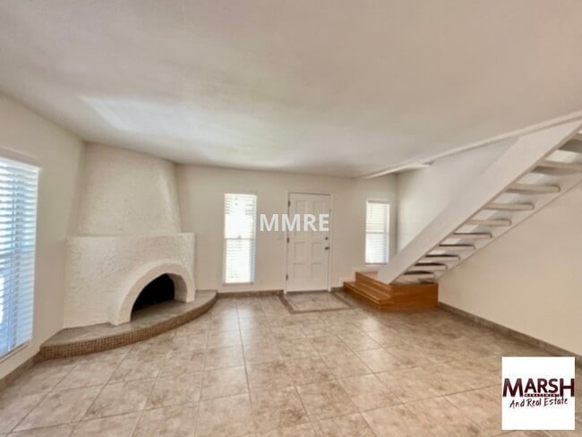 Photo - Gorgeous 2 bedroom townhome with lots of u...