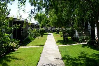 Primary Photo - 10155 Silverton Ave