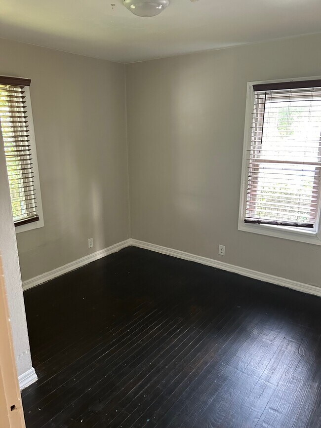 Foto del edificio - 2319 Sheridan St