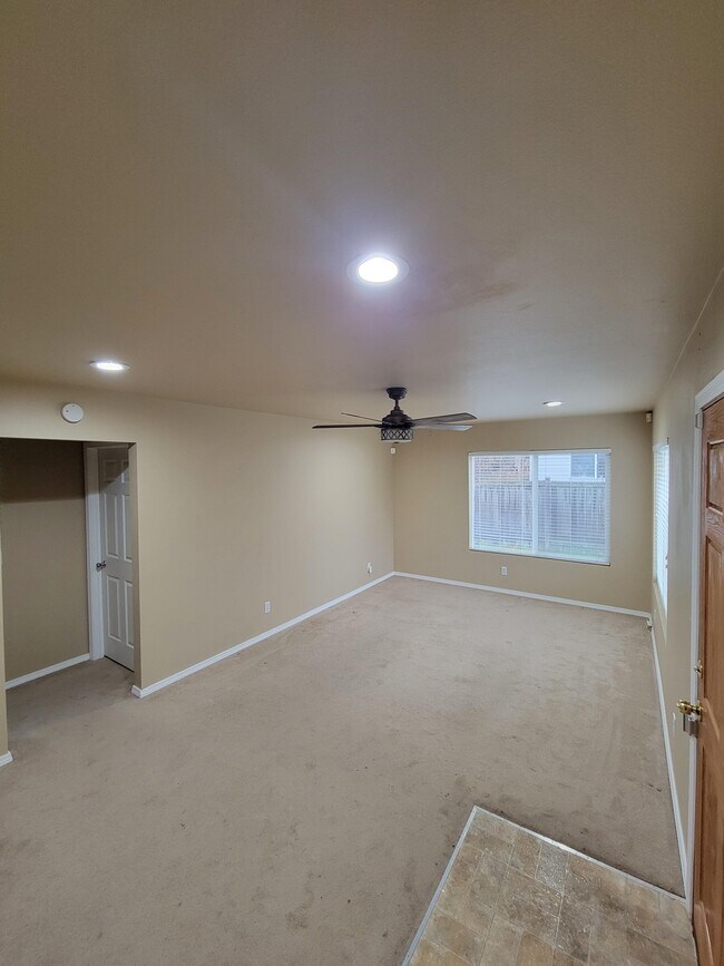 Foto del edificio - 2201 Union Ave NE