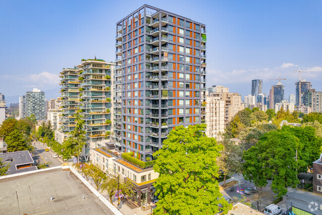 Building Photo - The Jervis