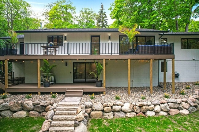 Building Photo - Lake Minnetonka Lake Access