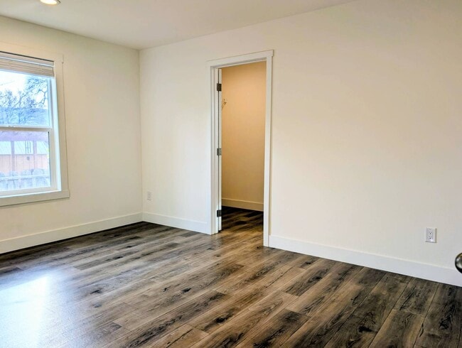 Foto del edificio - 400 Sulphur Bank Dr