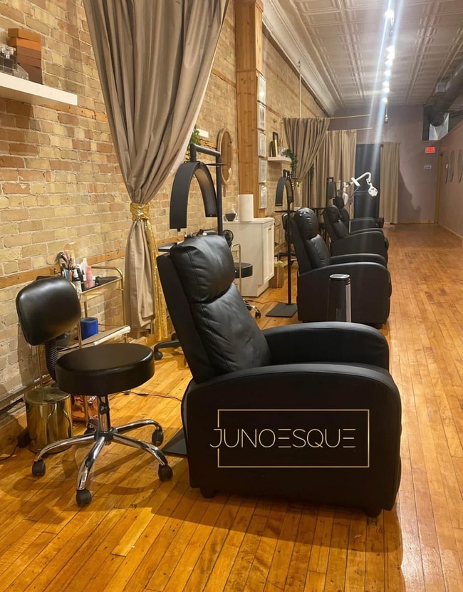 Building Photo - 330 Main St