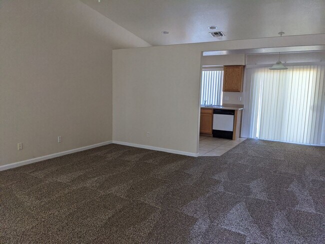 Building Photo - 3 Bedroom House in Mohave Valley!