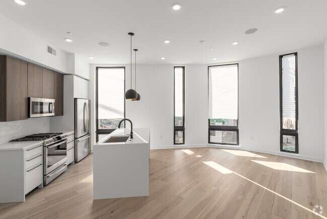1BR, 1BA - 700SF - The Skylar (1601)