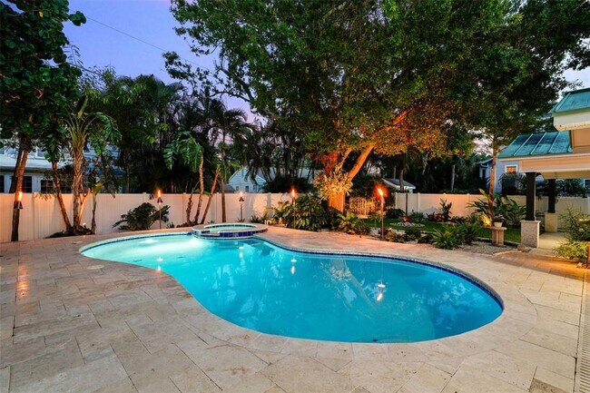 Foto del edificio - 759 Lantana Ave