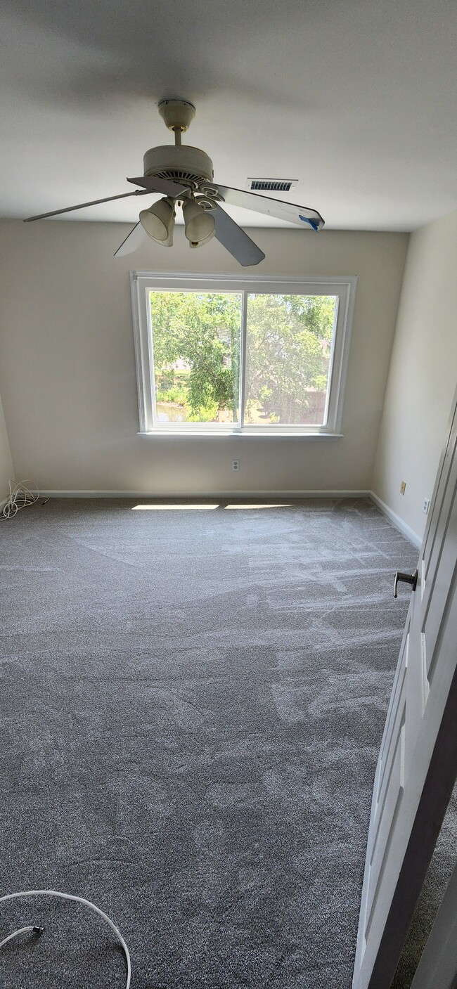 Building Photo - 801 Baltic Walk