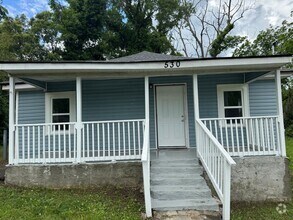 Building Photo - 530 E Tinsley St