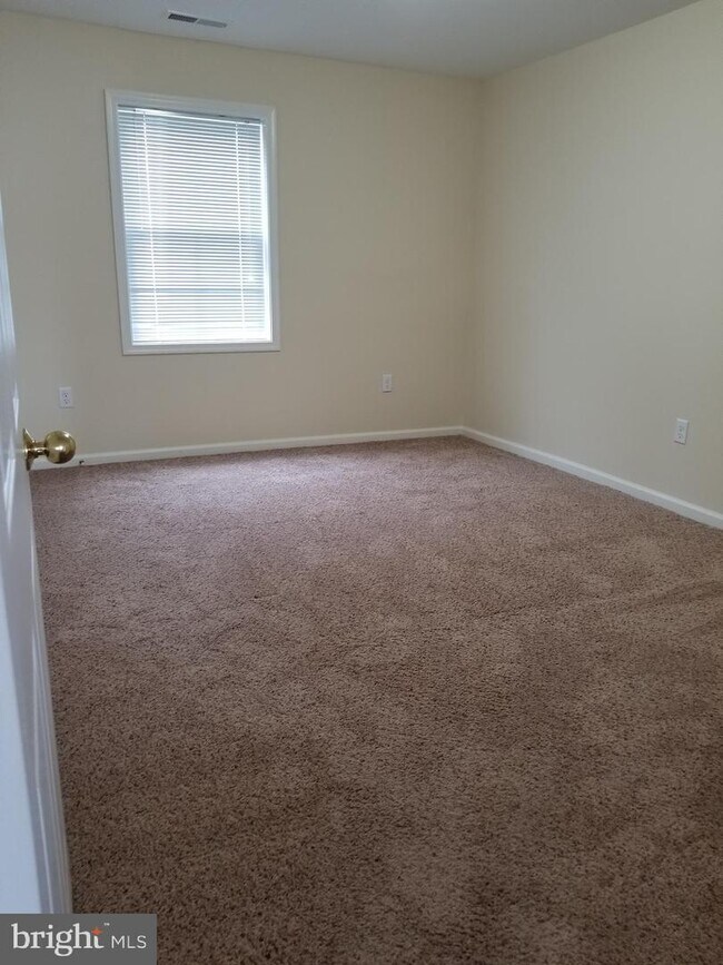 Foto del edificio - 5791 Main St