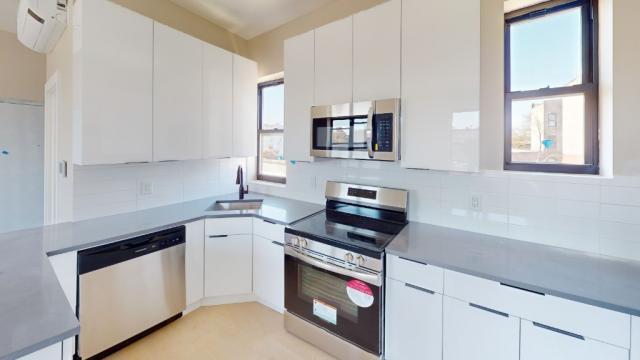 Foto principal - 2 bedroom in Brooklyn NY 11229