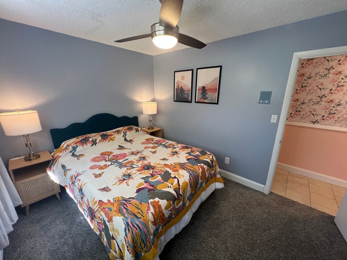 Foto del edificio - 2960 Dartmouth Dr