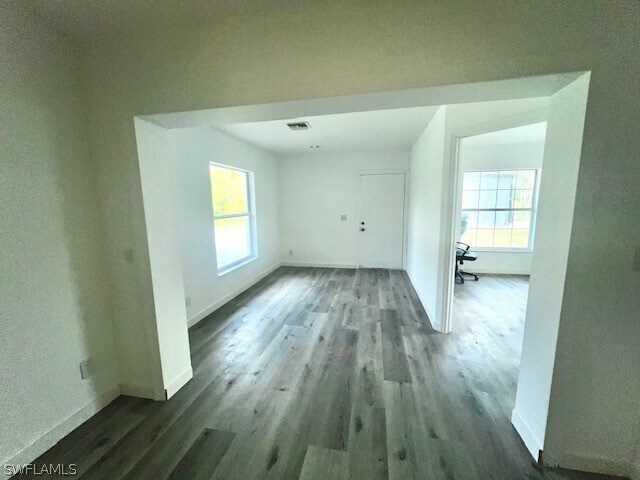 Foto del edificio - 81 Golden Gate Blvd E