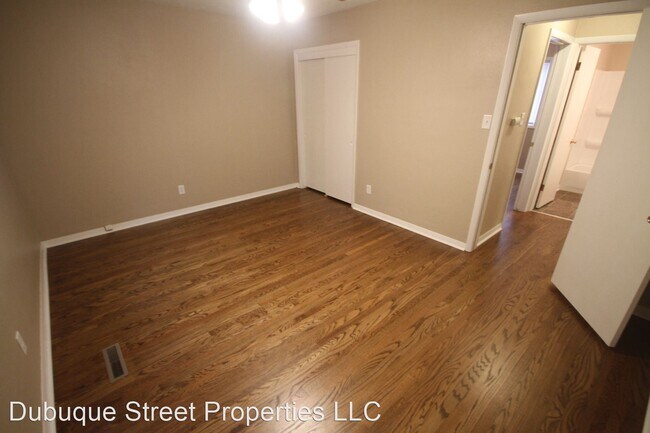 Foto del edificio - 4 br, 2 bath House - 817 E Diehl