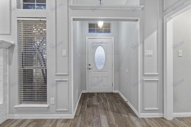 Photo - 8026 Hickory St House