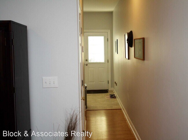Building Photo - 2 br, 2.5 bath House - 2604 Sterling Park ...