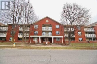 Building Photo - 1099 Cadboro Rd
