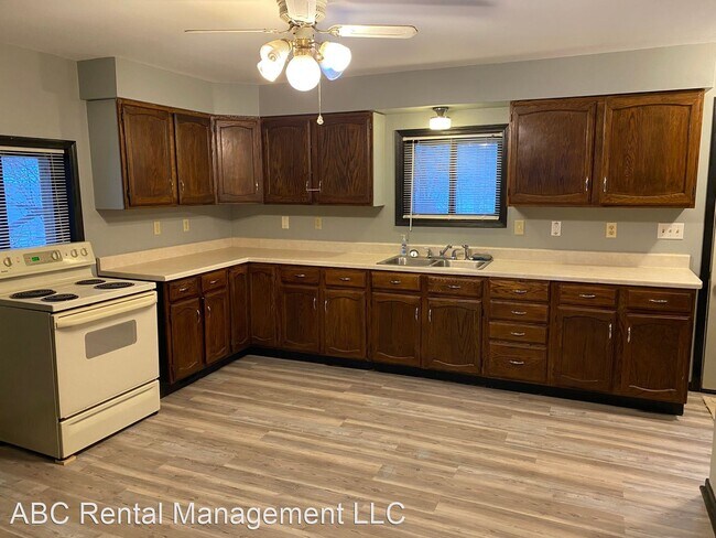Foto del edificio - 3 br, 1 bath House - 228 Wyatt Street