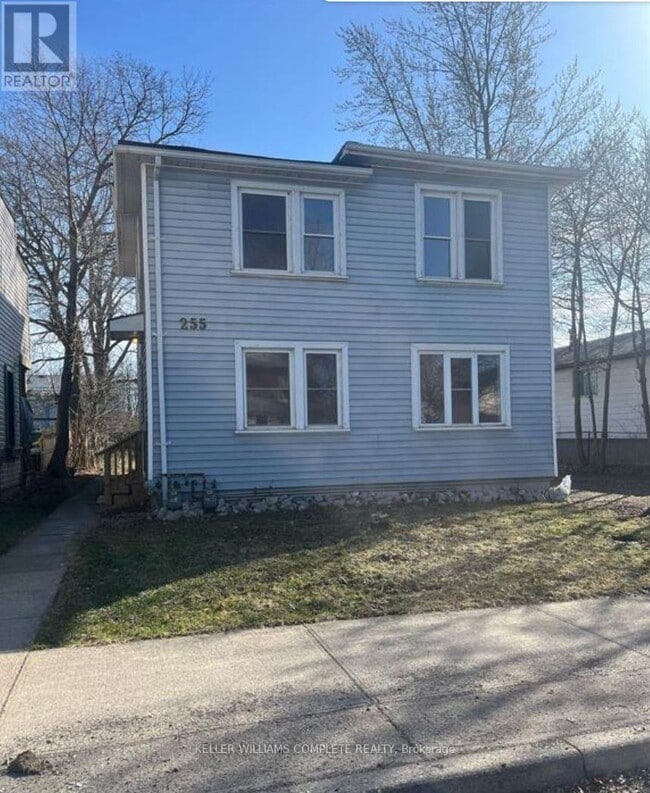 Building Photo - 255 Jarvis St