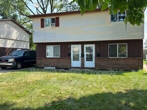Building Photo - 1541-1541 Maine Ave