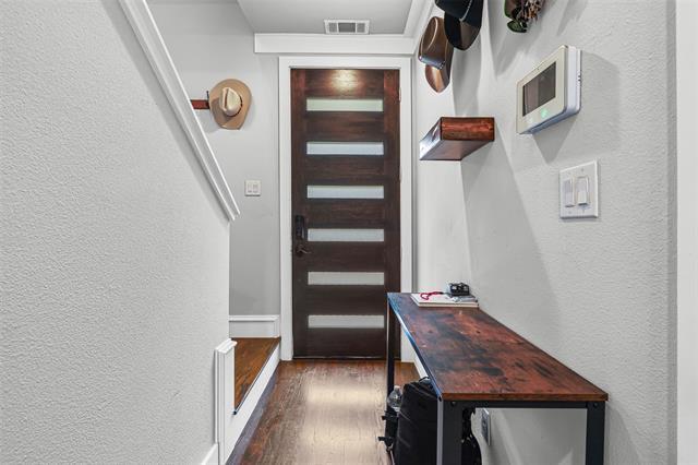 Foto del edificio - 259 Currie St