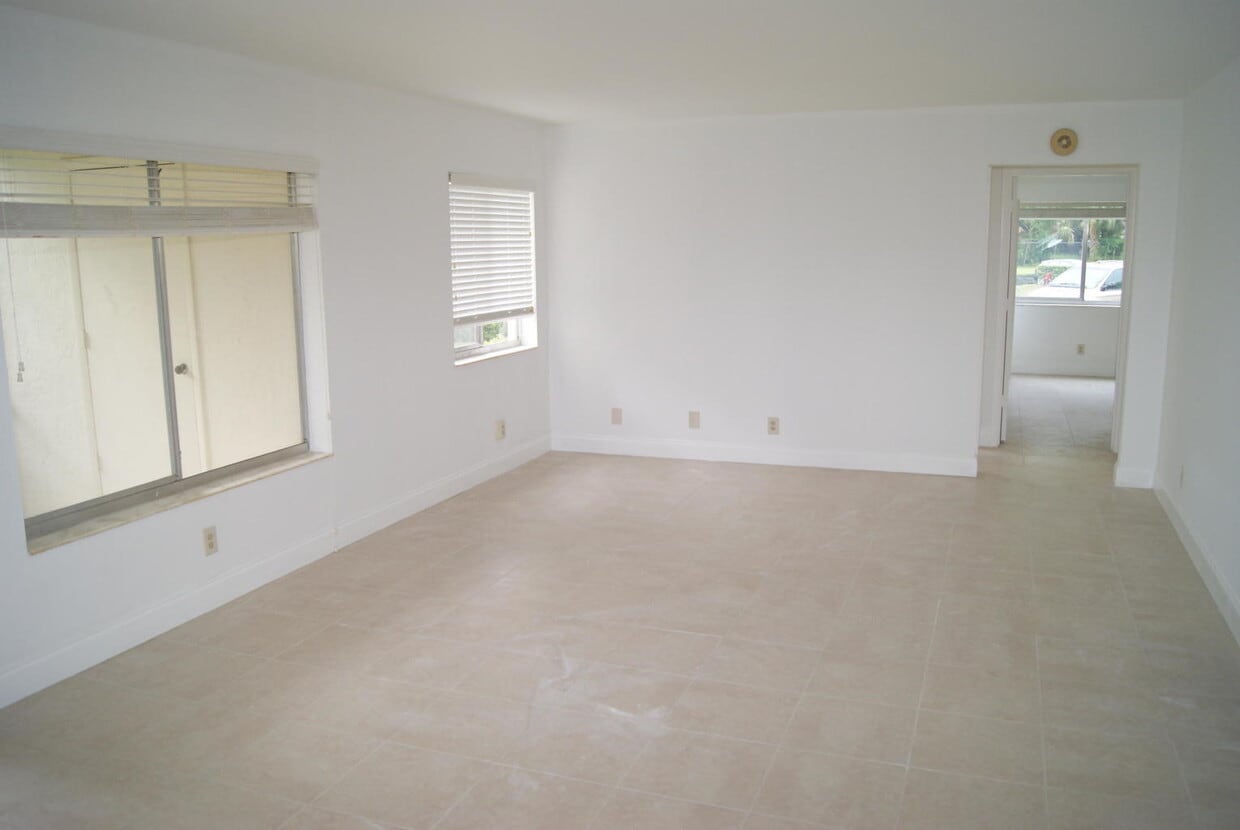 Building Photo - 4955 Sable Pine Cir