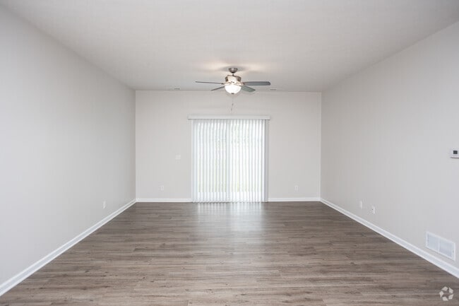 2BR,  2 BA | 1,234 - 1,270SF- RNACH - Emerald Point Landing