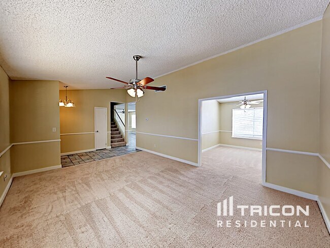 Foto del edificio - 5958 Chariot Ln