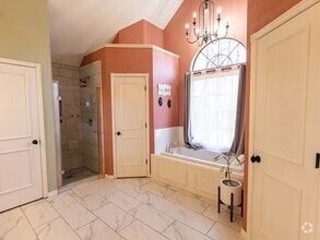 Building Photo - 1412 Woodbury Cir