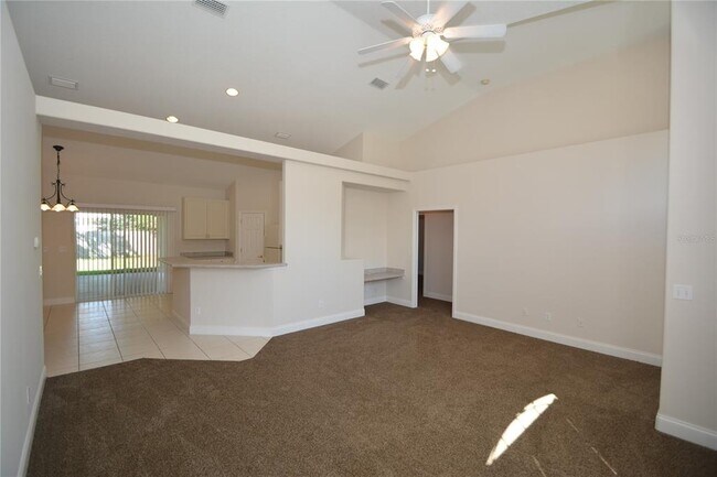 Foto del edificio - 18 Bickwick Ln