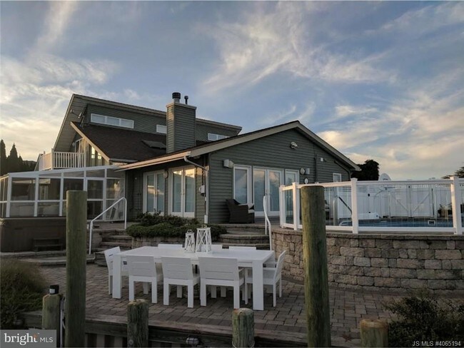 Foto del edificio - 197 Southard Dr