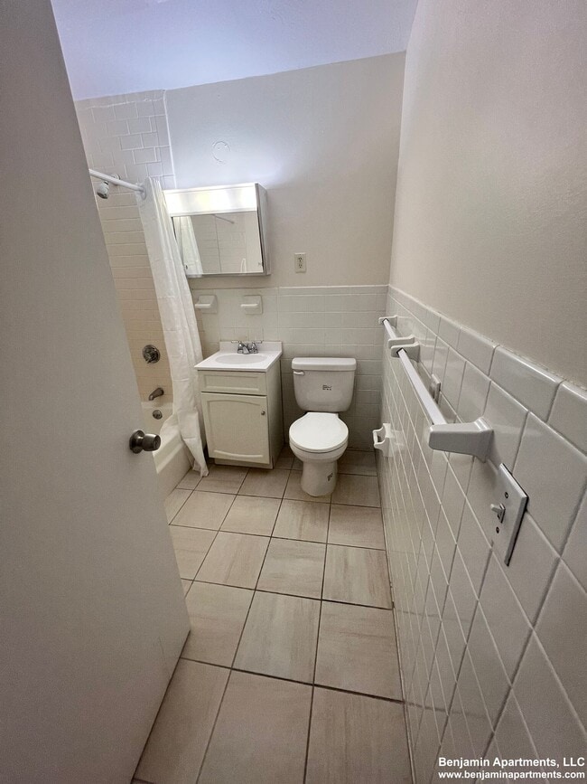 Foto del edificio - 65 Gardner St