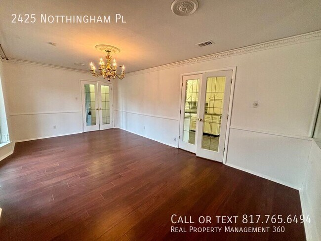 Foto del edificio - 2425 Notthingham Pl-