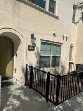 Primary Photo - 11904 Nixon Ln