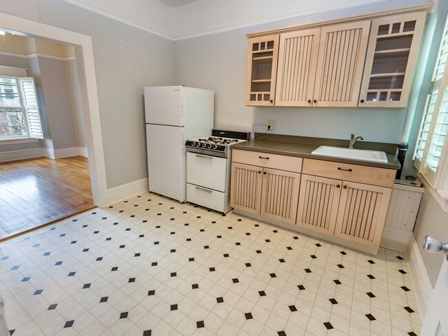 Building Photo - Corbett Building