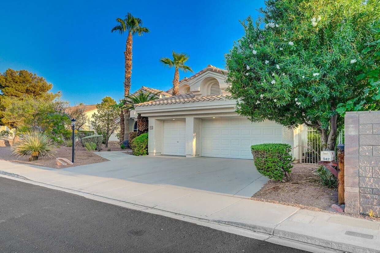 Primary Photo - Great Calico Ridge Home