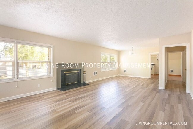 Photo - 6738 NE 22nd Ave House
