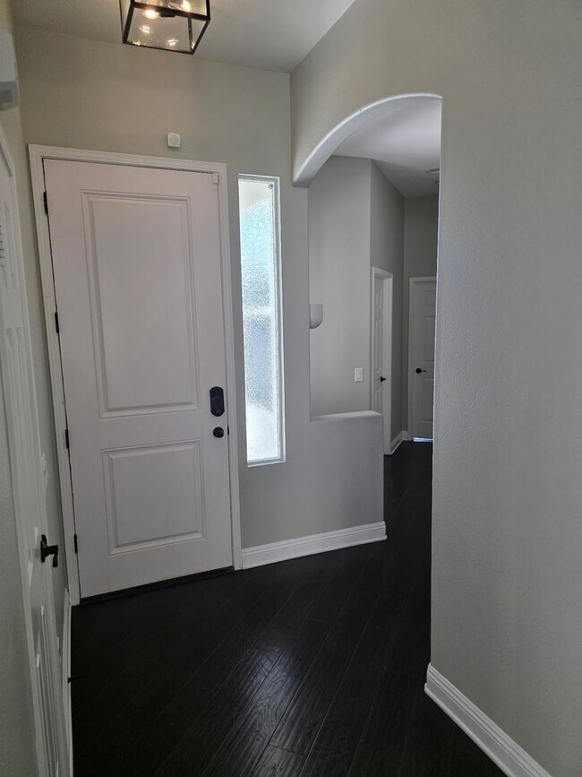 Foto del edificio - 27550 Nellie Ct